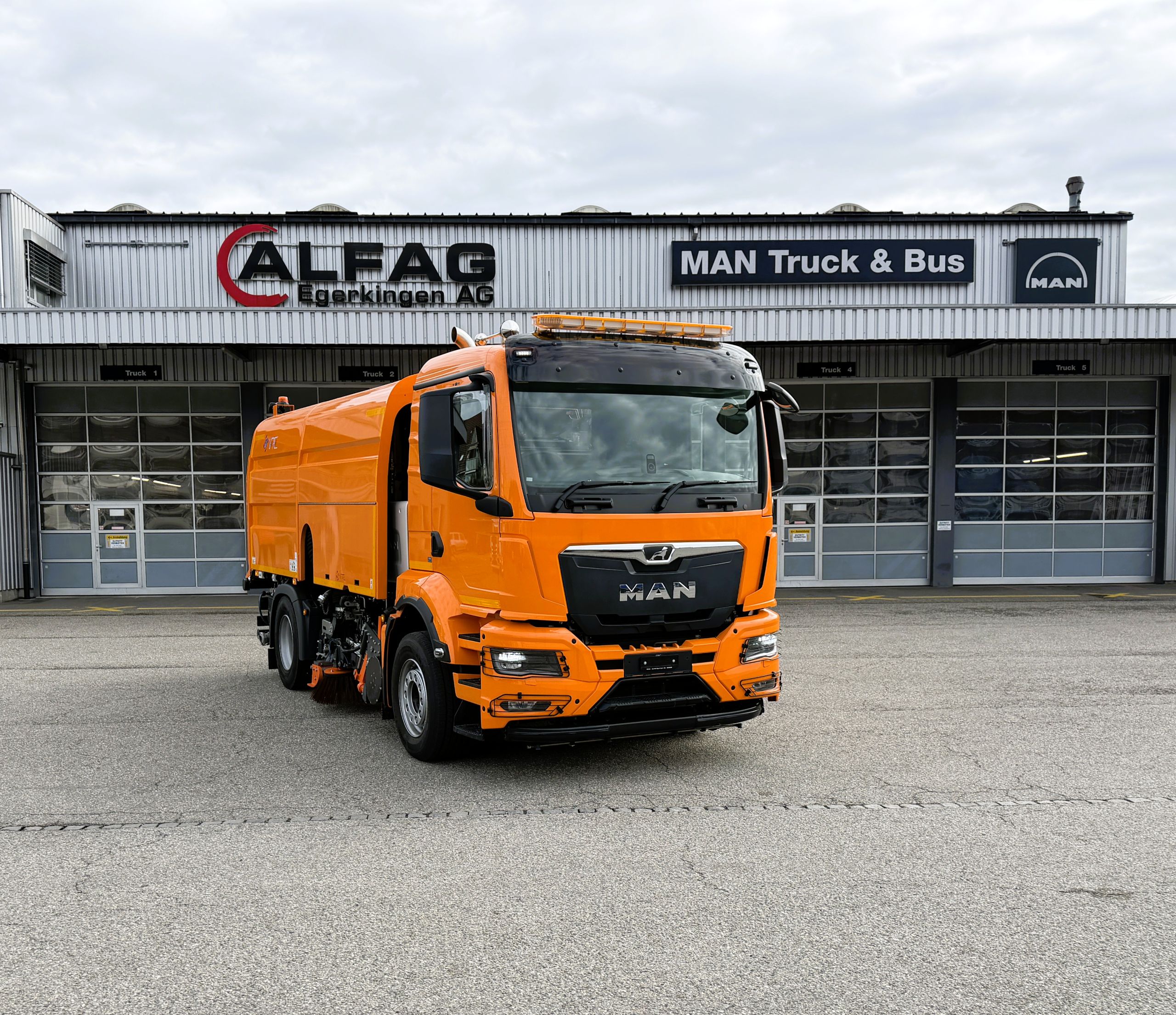 MAN TGS 18.360 4×2 LL CH
