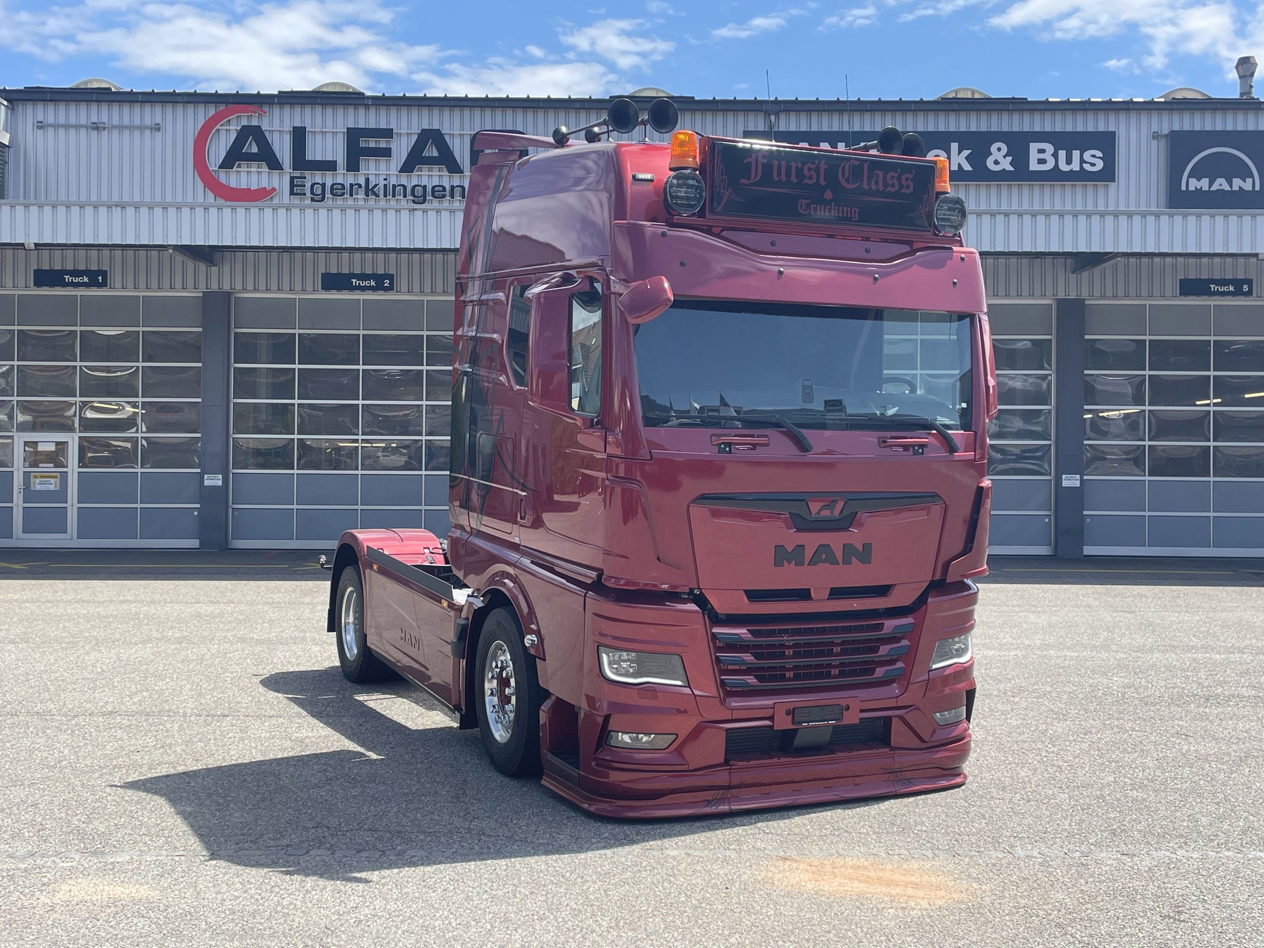 MAN TGX 18.520 4×2 LL SA